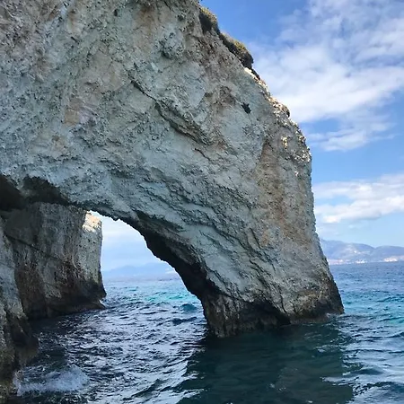 Luxurious At A Unique Spot Agios Nikolaos (Zakynthos)