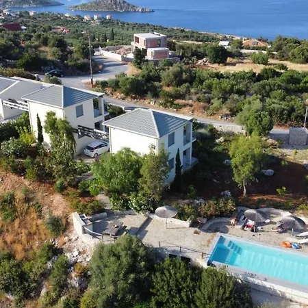 Luxurious At A Unique Spot فيلة