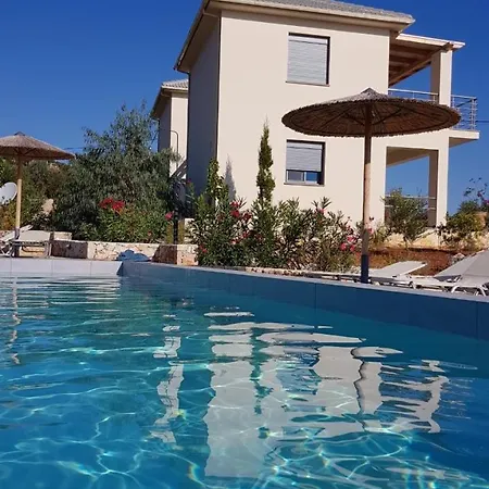 Luxurious At A Unique Spot فيلة