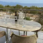 Luxurious At A Unique Spot 别墅