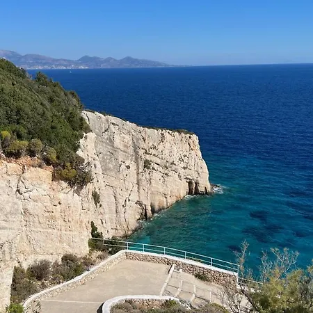 Villa Luxurious At A Unique Spot